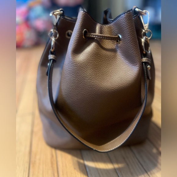 Patchwork Leather Bucket Bag - Picture 2 of 9